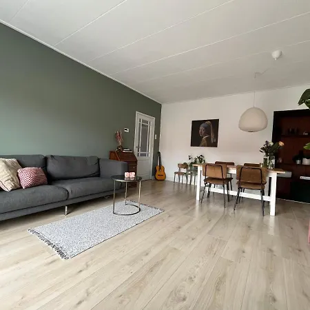 Apartment Ruim Vlak Aan Het Voor 2-5 Pers *